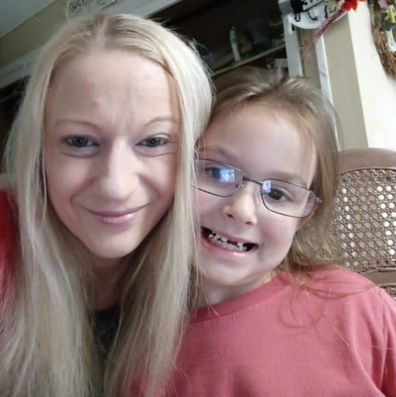 Meet your Posher, Rebecca - Picture 2 of 3